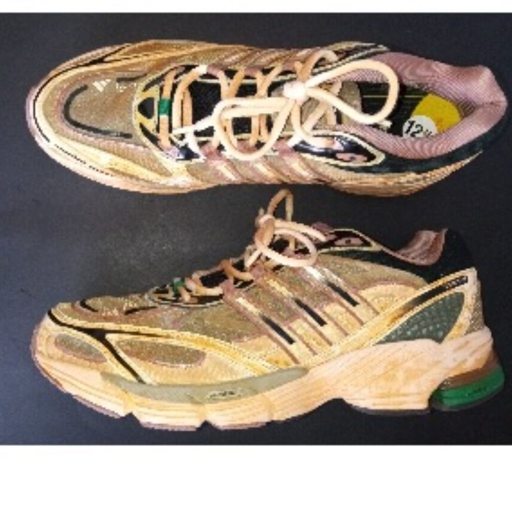 ADIDAS Size 12.5 Cos Supernova Cosmic Way Runners- Mars 2022